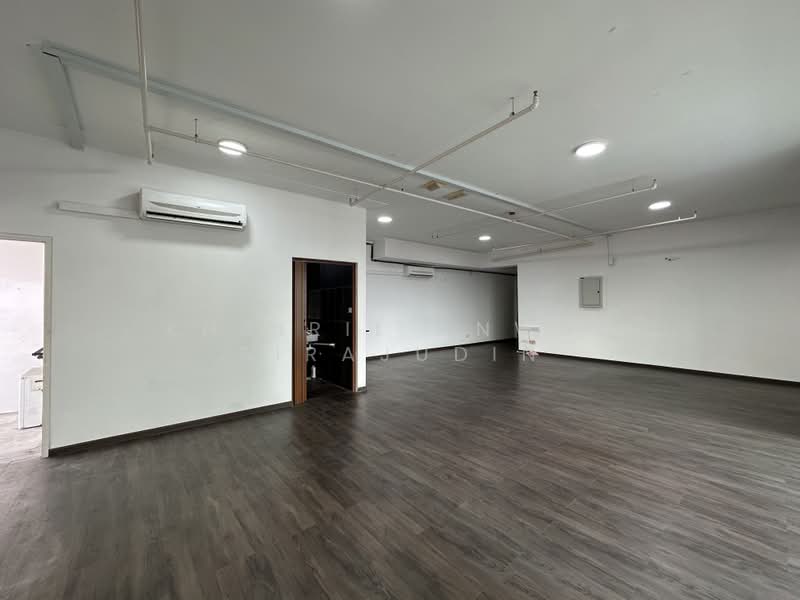 Pejabat untuk Dijual di Petaling Jaya (Selangor) - Khairil Anwar Sirajudin - Interior - PropertyGuru.com.my