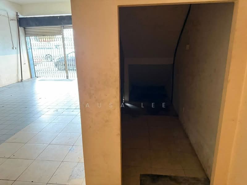 Shop for Rent in Taman Sri Tebrau (Johor Bahru) - Sausa Lee - Entrance - PropertyGuru.com.my