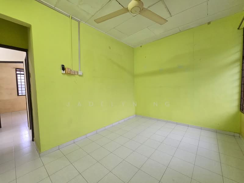 Rumah Teres 2-Tingkat untuk Dijual di Saleng (Senai) - Jadelyn Ng - PropertyGuru.com.my