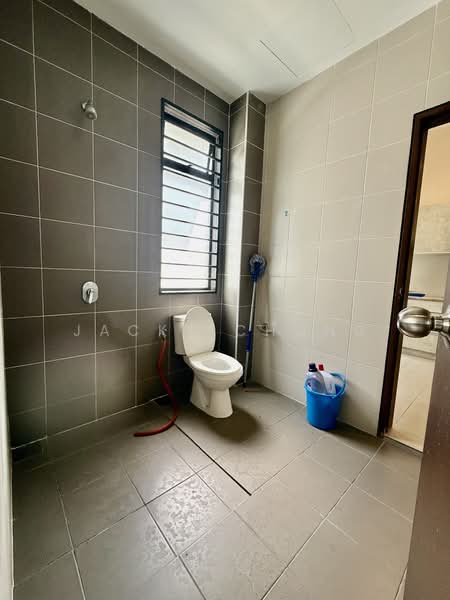 2-storey Terraced House for Sale in Telok Panglima Garang (Selangor) - JACKY CHONG - Bathroom - PropertyGuru.com.my