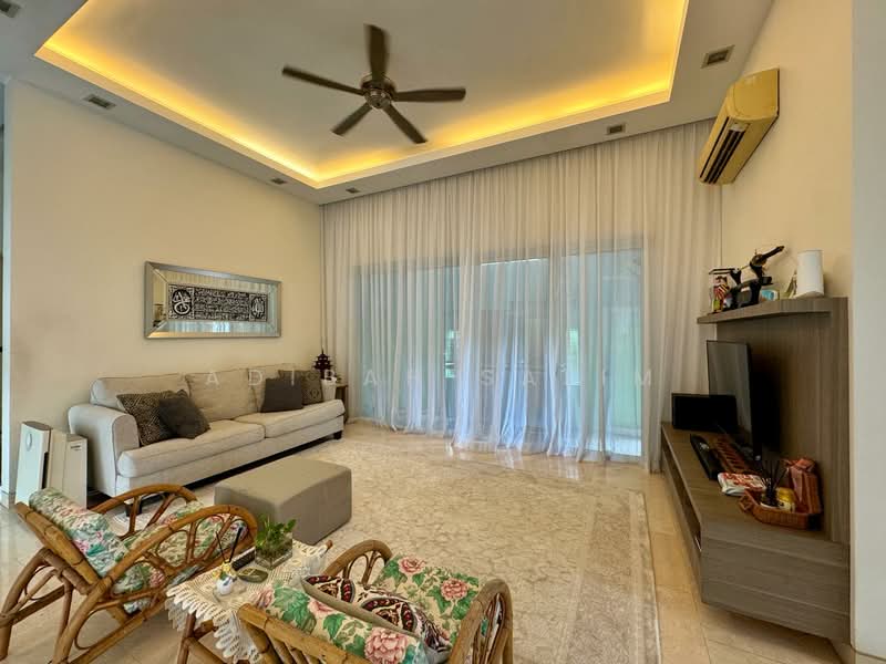 Rumah Banglo untuk Dijual di Seksyen 13 (Shah Alam) - Adibah Salim - Living Room - PropertyGuru.com.my