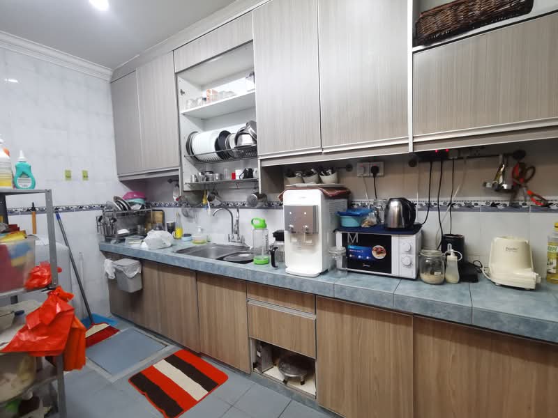 2-storey Terraced House for Sale in Taman Desa (Kuala Lumpur) - Ivan Lim - Kitchen - PropertyGuru.com.my