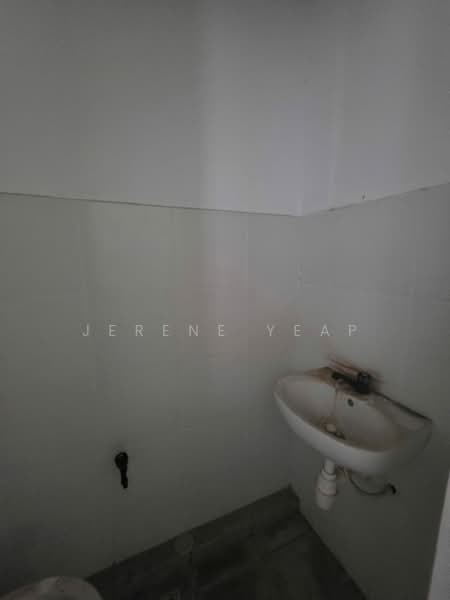 Pangsapuri untuk Dijual di The Rise Collection 1 - Jerene Yeap - Bathroom - PropertyGuru.com.my
