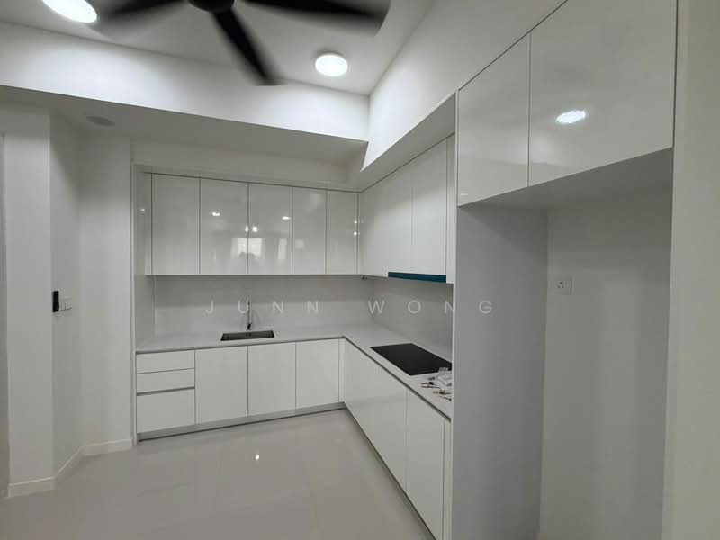 Servis Apartment untuk Disewa di Edelweiss @ Tropicana Gardens - Junn Wong - Kitchen - PropertyGuru.com.my