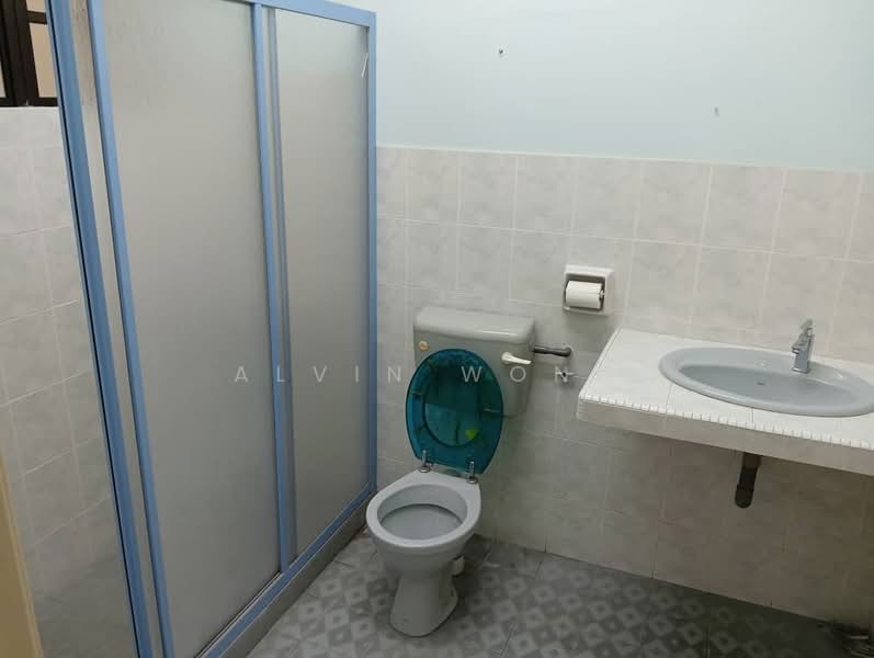 2-storey Terraced House for Sale in Ipoh (Perak) - Alvin Wong - Bathroom - PropertyGuru.com.my