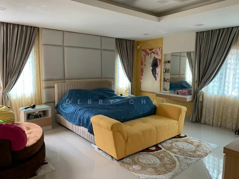 Rumah Teres 2.5 Tingkat untuk Dijual di Bandar Kinrara Seksyen 9 (Bandar Kinrara) - Debby Chai - Master Bedroom - PropertyGuru.com.my