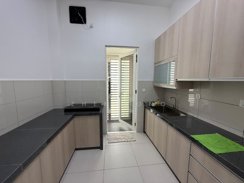 Rumah Teres 2 Tingkat untuk Dijual di Aspen Vision City (Batu Kawan) - Zhen Hong - Kitchen - PropertyGuru.com.my