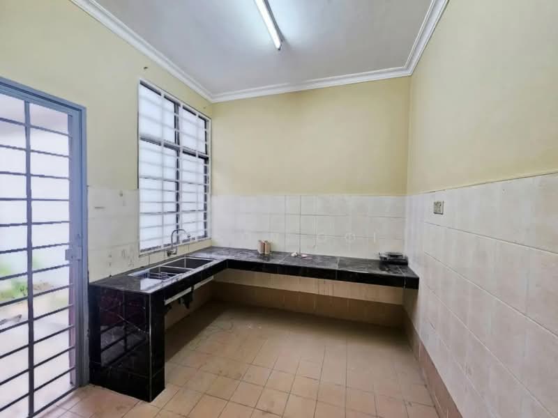 Rumah Teres 2 Tingkat untuk Dijual di Putra Heights (Subang Jaya) - Jason Ooi - Kitchen - PropertyGuru.com.my