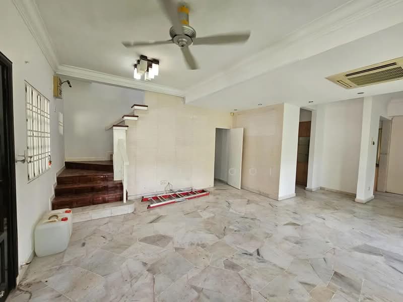 Rumah Teres 2 Tingkat untuk Dijual di Putra Heights (Subang Jaya) - Jason Ooi - Living Room - PropertyGuru.com.my