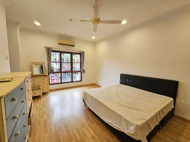 Rumah Teres 2 Tingkat untuk Dijual di Putra Heights (Subang Jaya) - Jason Ooi - Bedroom - PropertyGuru.com.my