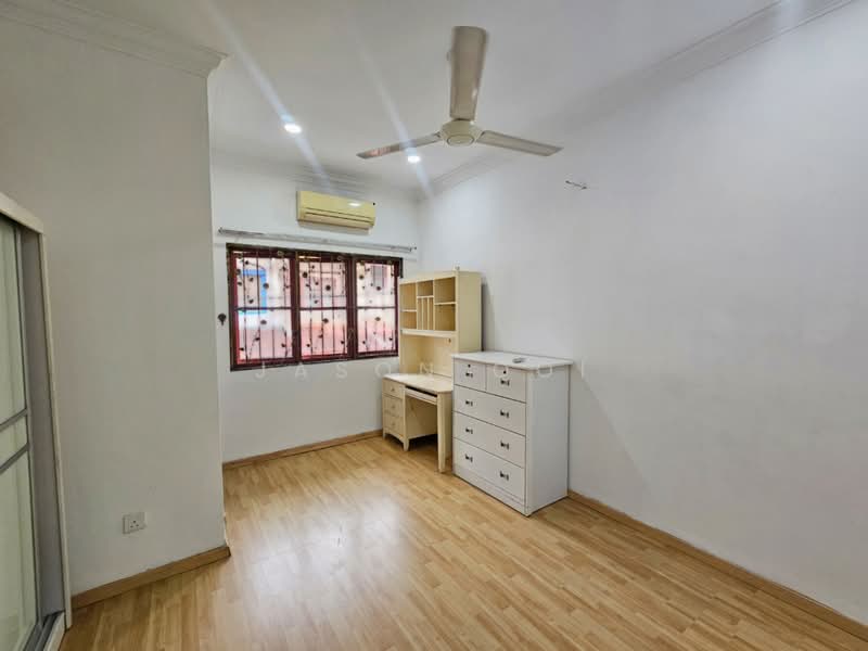 Rumah Teres 2 Tingkat untuk Dijual di Putra Heights (Subang Jaya) - Jason Ooi - Bedroom - PropertyGuru.com.my