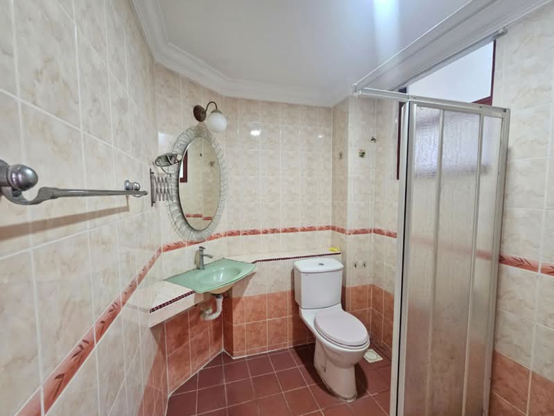 Rumah Teres 2 Tingkat untuk Dijual di Putra Heights (Subang Jaya) - Jason Ooi - Bathroom - PropertyGuru.com.my