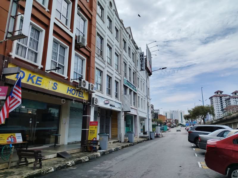 Kedai untuk Dijual di Plaza Mahkota (Melaka) - Derrick Yee - Exterior - PropertyGuru.com.my