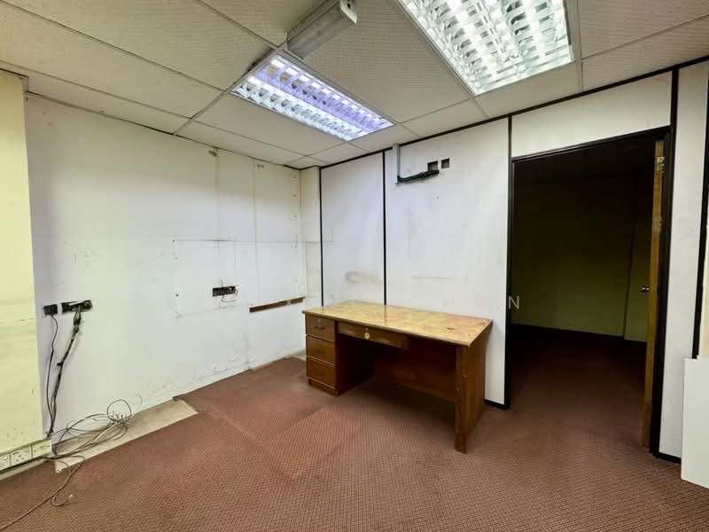 Shop for Rent in George Town (Penang) - Lee Xue Chen - Interior - PropertyGuru.com.my