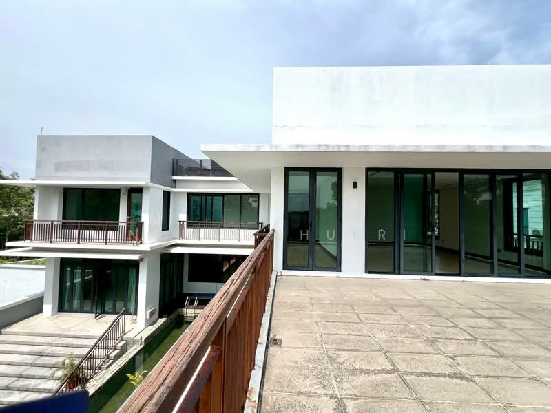 Bungalow for Sale in Bukit Jelutong (Shah Alam) - Nadia Shukri - Exterior - PropertyGuru.com.my