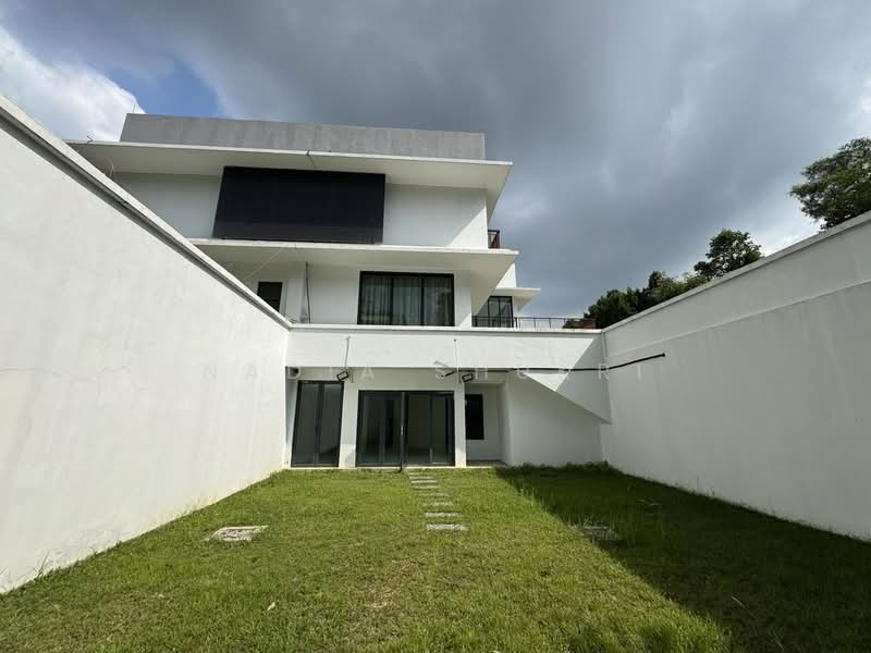 Bungalow for Sale in Bukit Jelutong (Shah Alam) - Nadia Shukri - Exterior - PropertyGuru.com.my