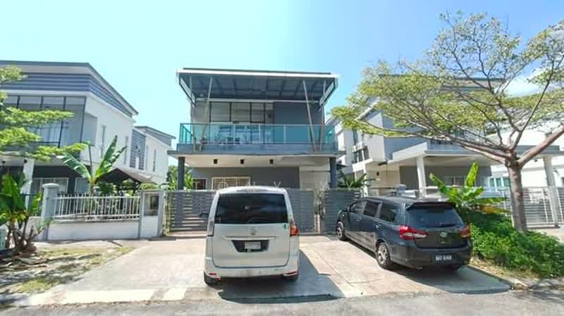 Semi-Detached House for Sale in Puchong (Selangor) - Tony YY - Exterior - PropertyGuru.com.my