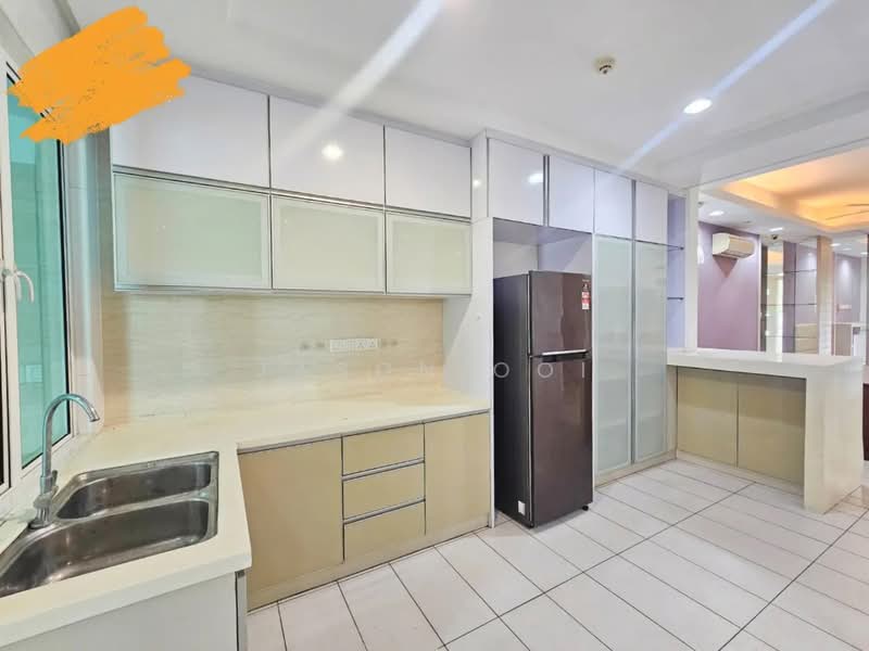 Rumah Teres 2.5 Tingkat untuk Dijual di Putra Heights (Subang Jaya) - Jason Ooi - Kitchen - PropertyGuru.com.my