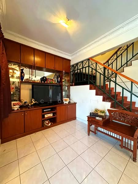 Rumah Teres 2 Tingkat untuk Dijual di Seksyen 9 (Kota Damansara) - Victor Liew - Living Room - PropertyGuru.com.my