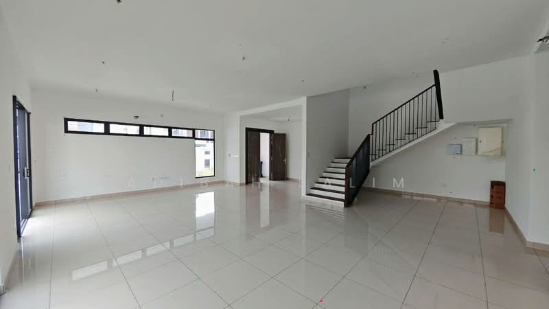 Rumah Teres 2-Tingkat untuk Dijual di Elmina (Shah Alam) - Adibah Salim - Living Room - PropertyGuru.com.my