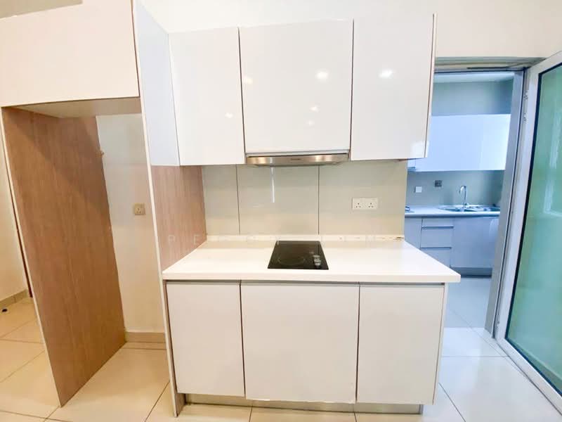 Kondominium untuk Dijual di Sri Putramas III / Royal Regent - Peggy Lim - Kitchen - PropertyGuru.com.my