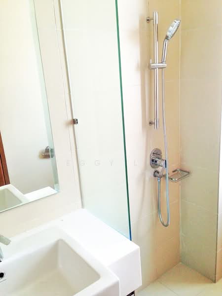 Kondominium untuk Dijual di Sri Putramas III / Royal Regent - Peggy Lim - Bathroom - PropertyGuru.com.my