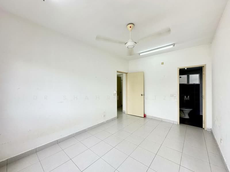 Pangsapuri untuk Dijual di Seri Intan Apartment - Dr Shahril Nizam - Interior - PropertyGuru.com.my