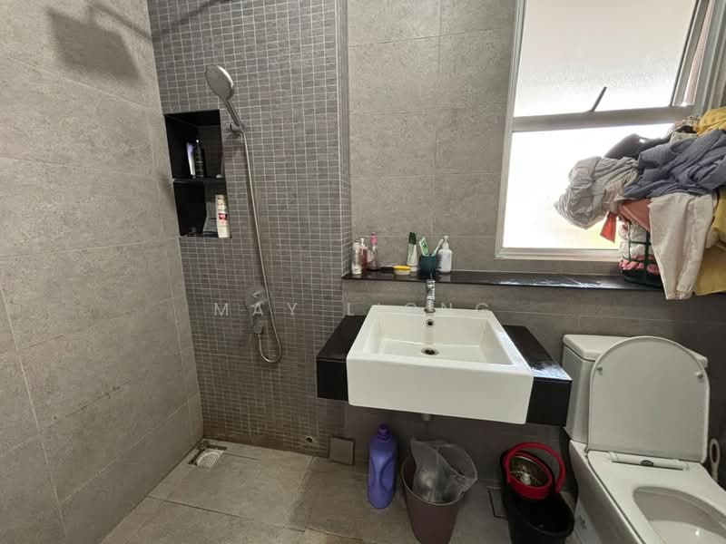 2-storey Terraced House for Sale in Tamansari (Rawang) - May Liong - Bathroom - PropertyGuru.com.my
