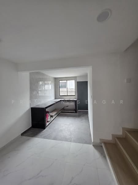 Rumah Teres 2 Tingkat untuk Dijual di Taman Desa Cemerlang (Ulu Tiram) - Prashin Seagar - PropertyGuru.com.my
