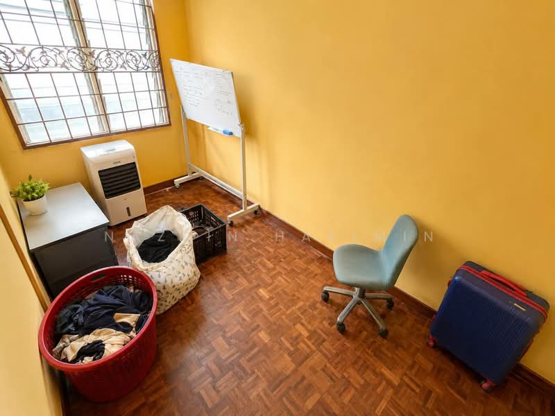 2-storey Terraced House for Sale in Seksyen U10 (Shah Alam) - Nazrin Hakimin - PropertyGuru.com.my