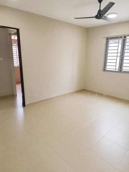 Flat for Sale at Flat Pkns Au3 - Michelle Tan - Interior - PropertyGuru.com.my
