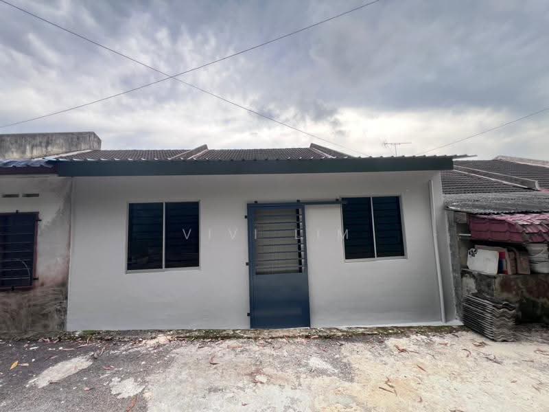 Rumah Teres 1-Tingkat untuk Dijual di Taman Megah (Kluang) - Chin Wei Lim - PropertyGuru.com.my