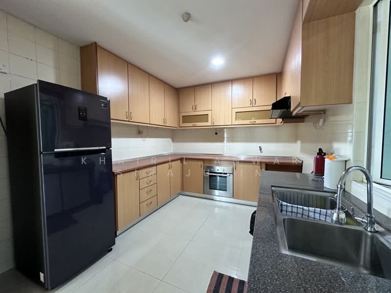 Kondominium untuk Disewa di Sutramas Luxury Condominium - Khairil Anwar Sirajudin - Kitchen - PropertyGuru.com.my