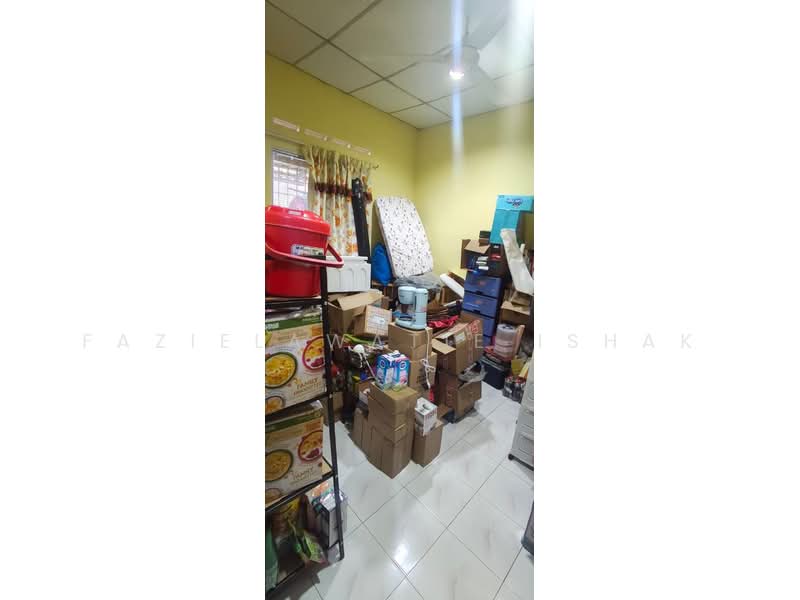 1-storey Terraced House for Sale in Balok (Pahang) - Fazielawatie Ishak - Interior - PropertyGuru.com.my