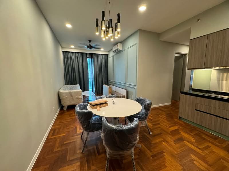 Service Residence for Sale at Bloomsvale Menara Vista Petaling - Shi Hui - Living Room - PropertyGuru.com.my