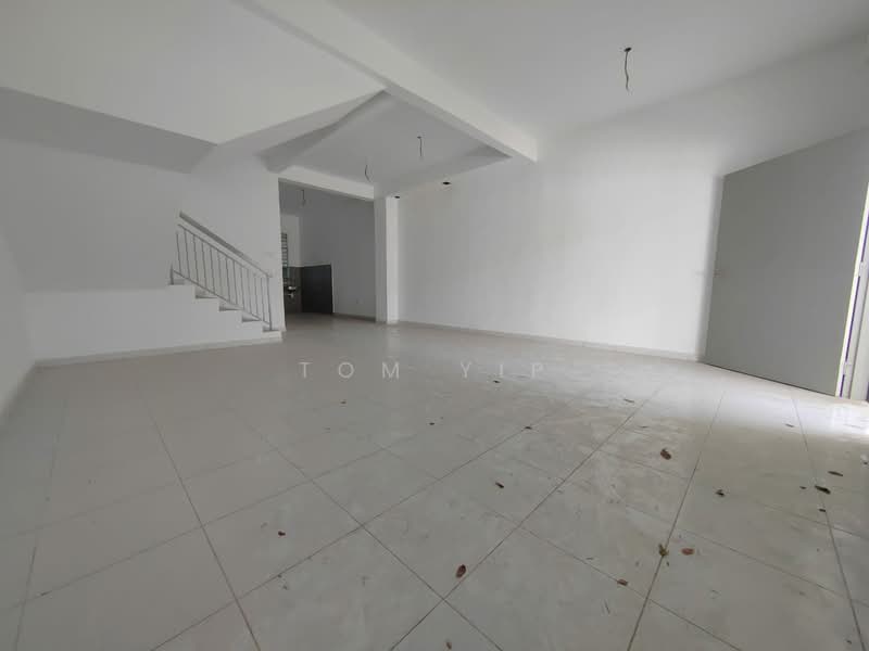 Terraced House for Sale in Taman Kundang Jaya (Rawang) - Tom Yip - Interior - PropertyGuru.com.my