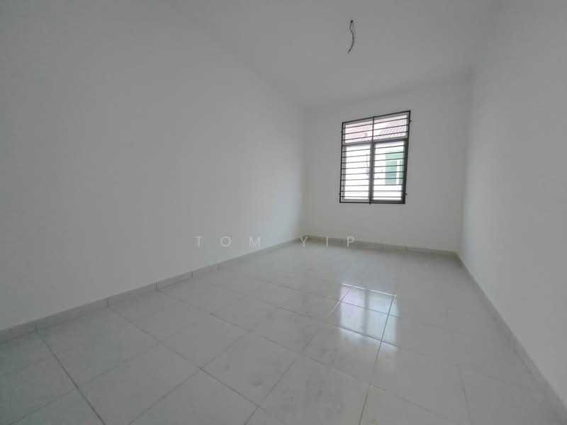 Terraced House for Sale in Taman Kundang Jaya (Rawang) - Tom Yip - Interior - PropertyGuru.com.my