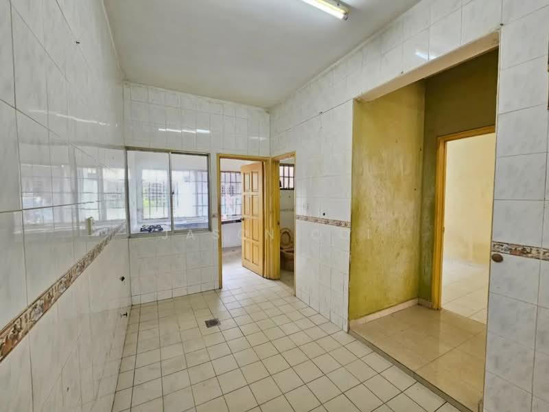 Rumah Teres 2 Tingkat untuk Dijual di Taman Taming Emas (Kajang) - Jason Ooi - Kitchen - PropertyGuru.com.my