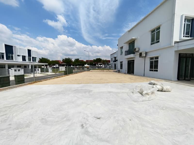 Rumah Teres 2 Tingkat untuk Disewa di Bandar Dato Onn (Tebrau) - Fion Lee - Exterior - PropertyGuru.com.my