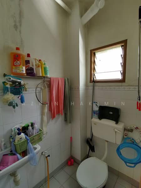 Rumah Teres 2 Tingkat untuk Dijual di Puncak Alam (Selangor) - Nazrin Hakimin - PropertyGuru.com.my