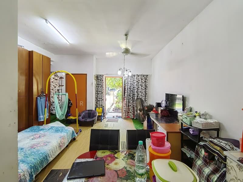 Rumah Teres 2 Tingkat untuk Dijual di Puncak Alam (Selangor) - Nazrin Hakimin - PropertyGuru.com.my