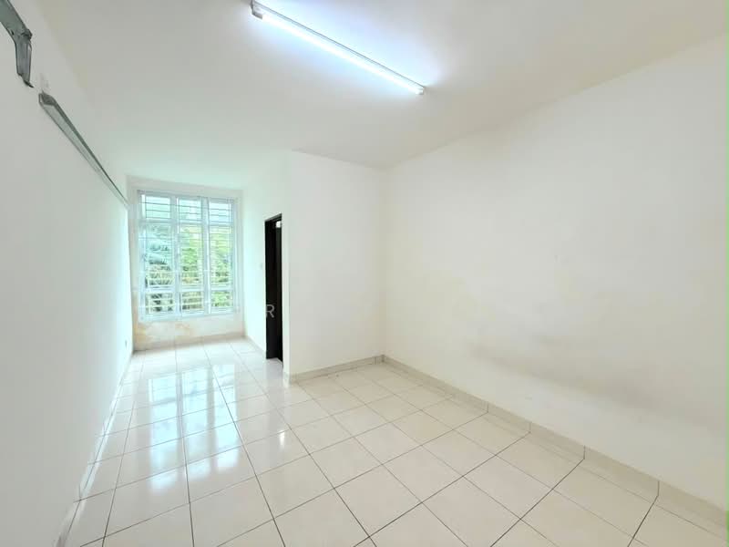 2-storey Terraced House for Sale in Bandar Uda Utama (Johor Bahru) - Serene Low - PropertyGuru.com.my