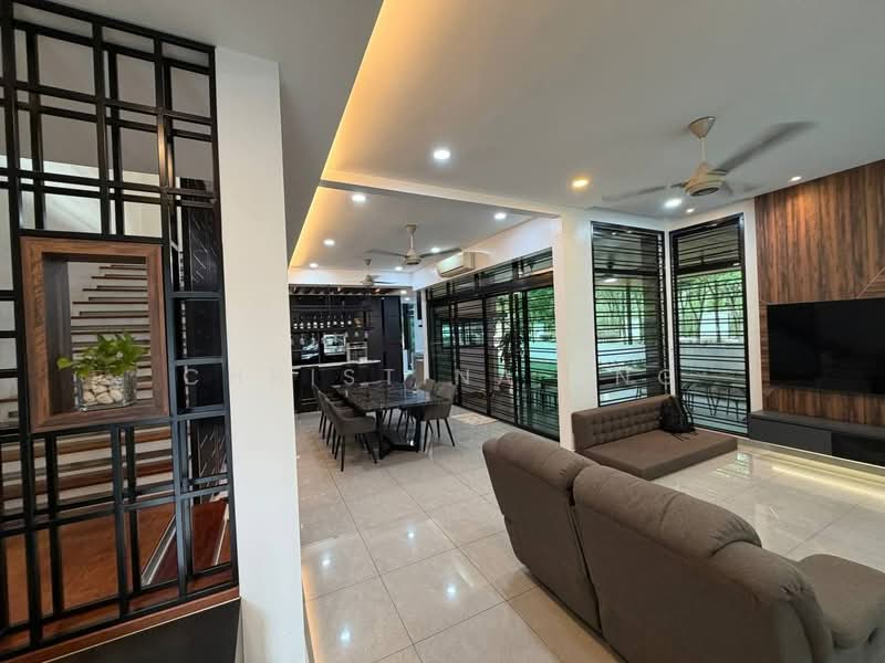 Rumah Kluster untuk Dijual di Taman Mount Austin (Tebrau) - Christina Ang - Living Room - PropertyGuru.com.my