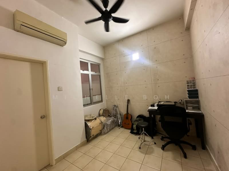 Rumah Teres 2-Tingkat untuk Dijual di Kota Kemuning (Shah Alam) - Michelle Boh - Study - PropertyGuru.com.my