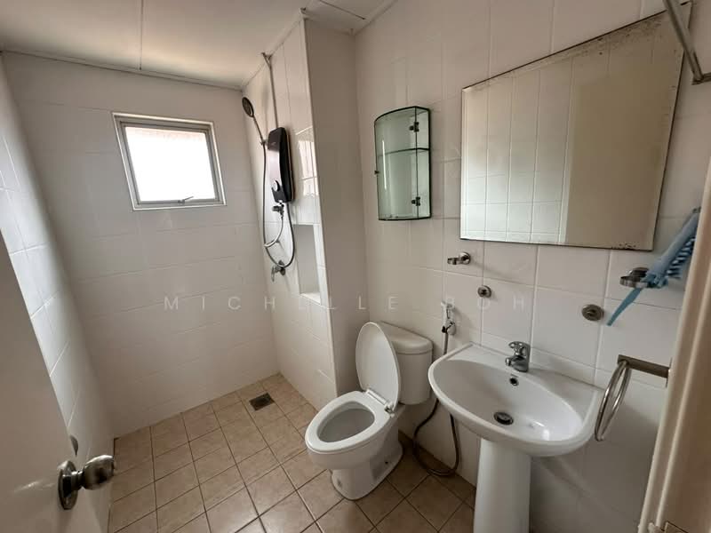 Rumah Teres 2-Tingkat untuk Dijual di Kota Kemuning (Shah Alam) - Michelle Boh - Bathroom - PropertyGuru.com.my