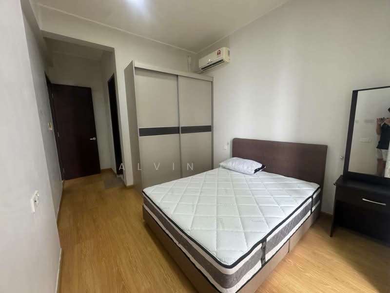 Condominium for Rent at Royal Strand @ Country Garden Danga Bay - Alvin Lim - Bedroom - PropertyGuru.com.my
