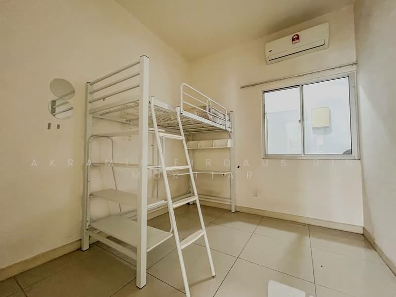 Kediaman Servis untuk Dijual di Savanna Executive Suite @ Southville City - Akramin Firdaus Bin Mokhtar - PropertyGuru.com.my