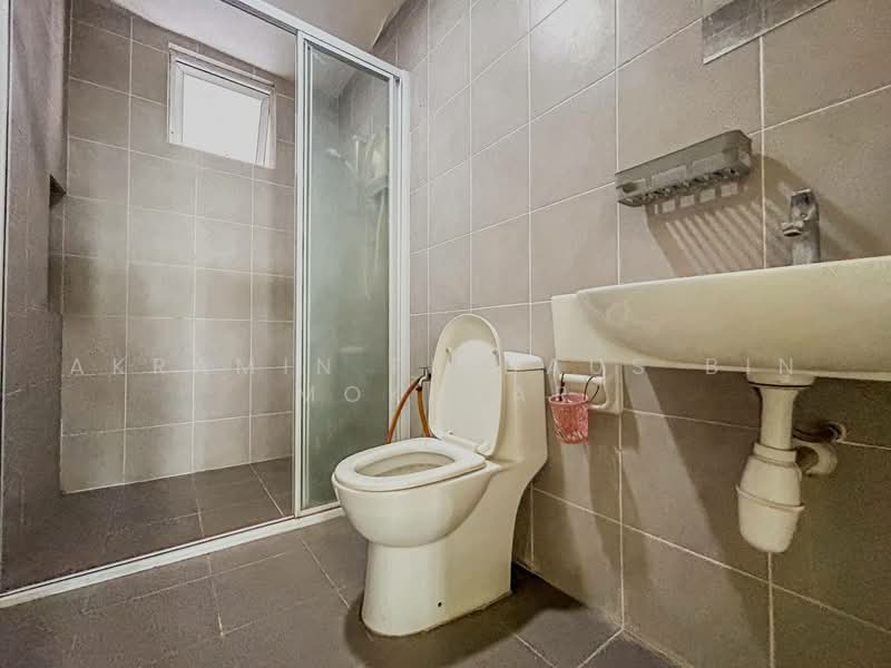 Kediaman Servis untuk Dijual di Savanna Executive Suite @ Southville City - Akramin Firdaus Bin Mokhtar - PropertyGuru.com.my