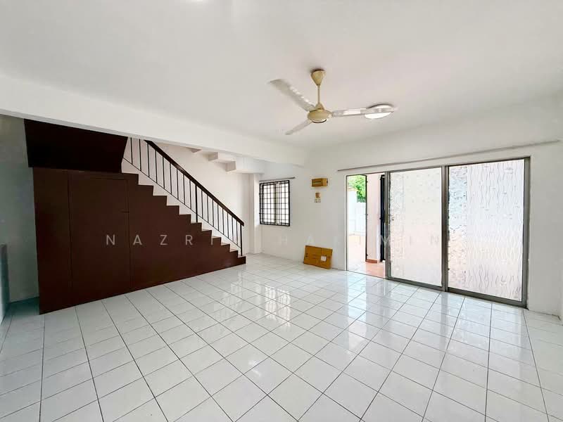 Rumah Teres 2-Tingkat untuk Dijual di Taman Impian Indah (Sungai Buloh) - Nazrin Hakimin - PropertyGuru.com.my