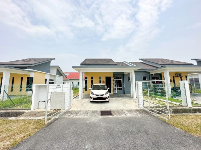 Semi-Detached House for Sale in Taman Desa Salak Pekerti (Sepang) - Mohd Nazri Roslan - PropertyGuru.com.my